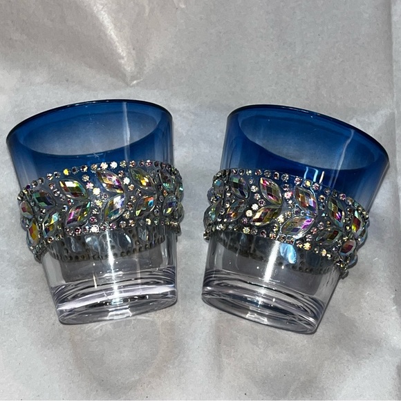 Hand Crafted Bling Embellished Plastic Shot Glasses Set of 2 - Picture 7 of 10
